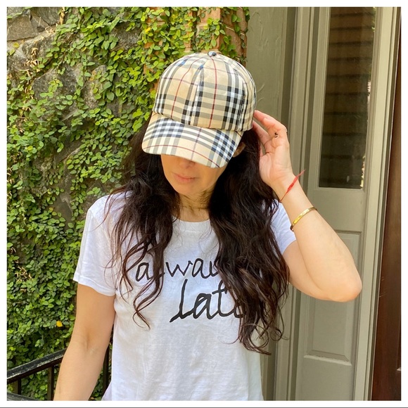 FABULOUS PLAID PRINT CAP - Picture 2 of 7